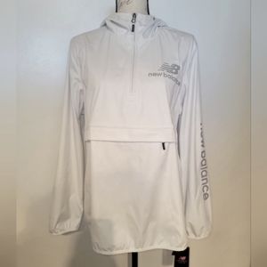 New balance hooded windbreaker